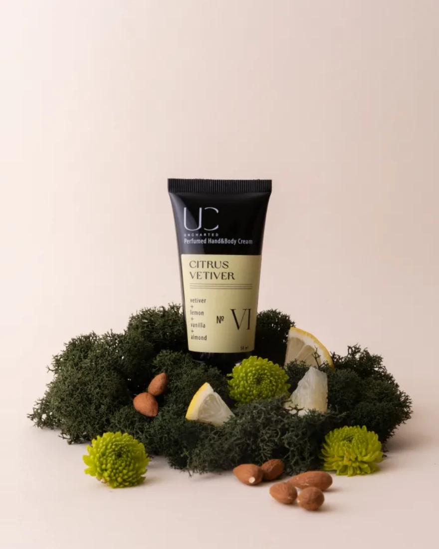 Крем для рук и тела UNCHARTED CITRUS VETIVER, 50 мл — тюбик с лимонной этикеткой